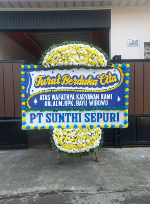 Papan Bunga Duka di Tegalpanggung