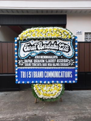 Papan Bunga Duka di Tegalpanggung